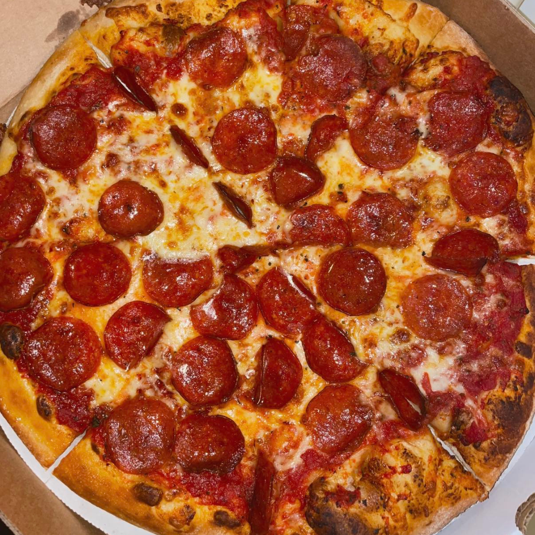 11 Pepperoni Pizza